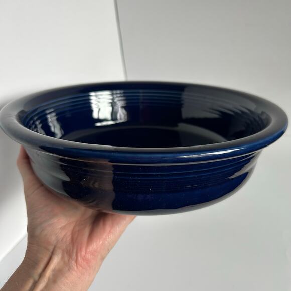 Fiesta Ware 2 Qt Large Serving Bowl Dark Blue Homer Laughlin Pottery No Chips - Picture 4 of 5